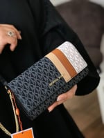 مايكل كورس صغير