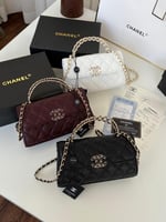 حقيبة شانيل عنابي