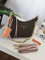 حقيبة مايكل كورس