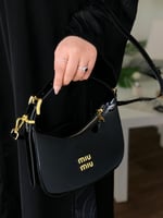 حقيبة لمعة MIU MIU مستر كوالتي