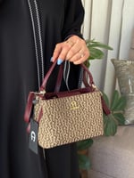 حقيبة اجنر الوان متنوعة