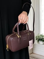 حقيبة ميو ميو حجم وسط بني محروق مستر كوالتي