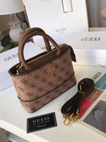 حقيبة جيسGUESS