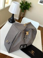 حقيبة شانيل موديل 25 رمادي