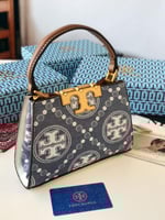 توري بورش ألوان متعددة