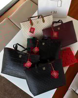 حقيبة سي اتش توت باق