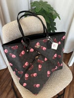 حقيبة كوتش كرز توت باق