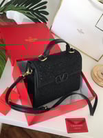 شنطه فالنتينو سهرة اسود هاي كوالتي