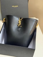 حقيبة سان لوران اسود