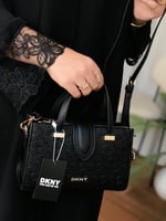 حقيبة دكني DKNY