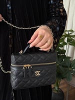 حقيبة شانيل