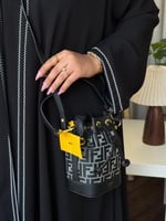 حقيبة فندي اسود