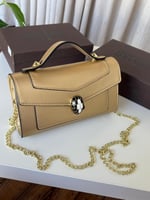 حقيبة بولغاري الوان