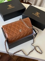 حقيبة شانيل وردي /جملي /سلفر