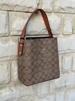 حقيبة كوتش مستر كوالتي