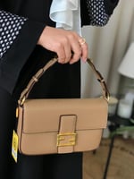 حقيبة فندي FENDI