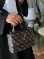 حقيبة جيسGUESS