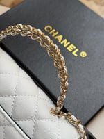 حقيبة شانيل ميني ابيض