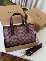 حقيبة كوتش الوان