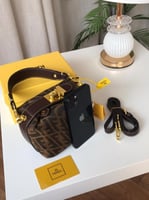 حقيبة فندي FENDI