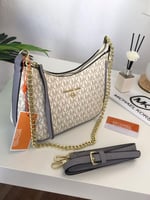 حقيبة مايكل كورس