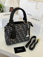 حقيبة دكني DKNY رصاصي أطراف اسود