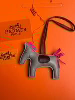 تعليقة حصان