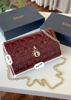 حقيبة ديور الوان