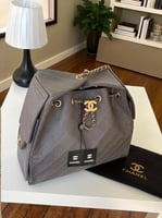 حقيبة شانيل موديل 25 رمادي