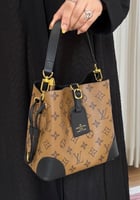 حقيبة لوي فيتون الوان