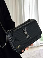 حقيبة سان لوران الوان