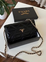 حقيبة برادا اسود