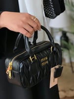 حقيبة ميو ميو MIU MIU