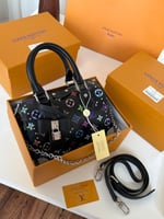 حقيبة لوي فيتون