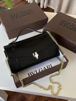 حقيبة بولغاري الوان