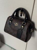 حقيبة كوتش روان ميني كوفي بلاك