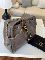 حقيبة شانيل موديل 25 رمادي