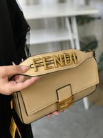 حقيبة فندي FENDI