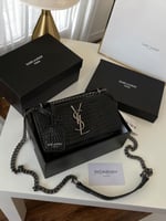 حقيبة سان لوران الوان