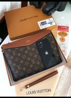 باوتش لويس فيتون