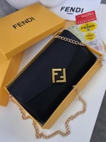 حقيبة فندي FENDI اسود