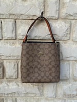 حقيبة كوتش مستر كوالتي