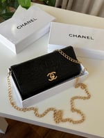 محفظة شانيل