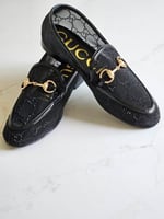 فلات قوتشي شفاف الهبة