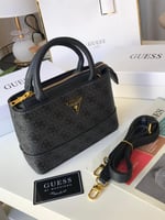 حقيبة جيسGUESS