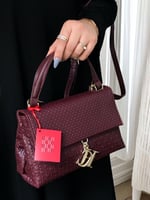 حقيبة سي اتش عده الوان