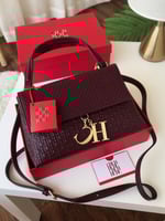 حقيبة سي اتش عده الوان