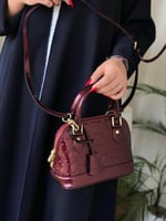 حقيبه لوي فيتون عنابي لمعة