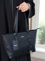 حقيبة دكني اسود توت باق