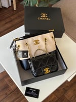 حقائب شانيل بالوان مميزة